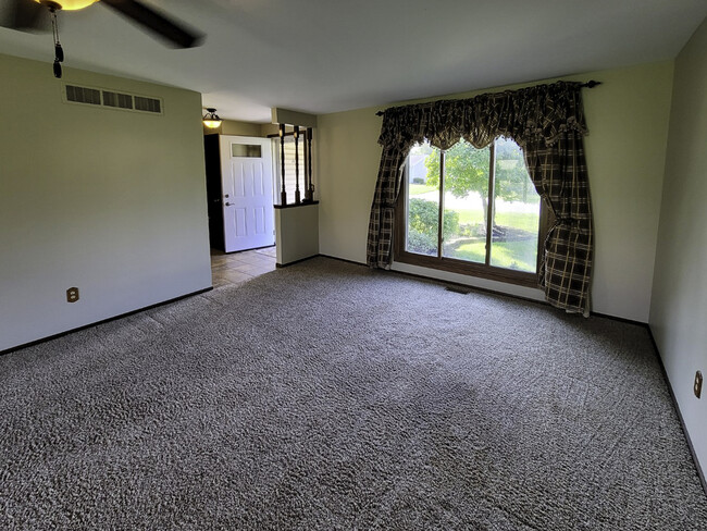 Foto del edificio - 3753 Gloucester Pl