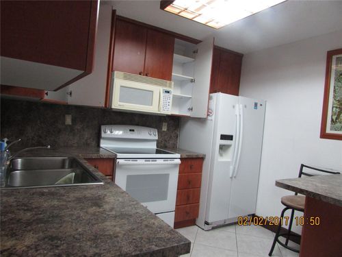 Building Photo - 17544 NW 63rd Ct