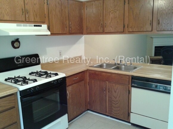 Foto del edificio - 2048 Charter Ln