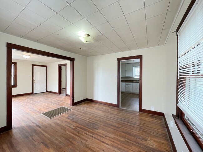 Foto del edificio - Large 1 bedroom home
