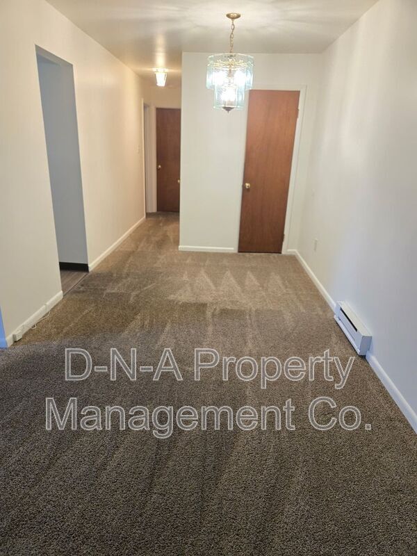 Foto del edificio - 404 Woodcliff Ave
