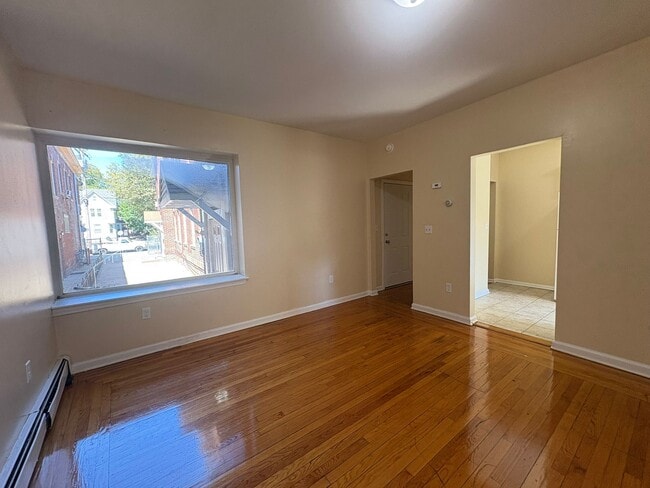 Foto del edificio - 310 Edgewood Ave