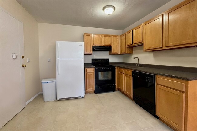 Foto del edificio - 256 Parker Hill Ave