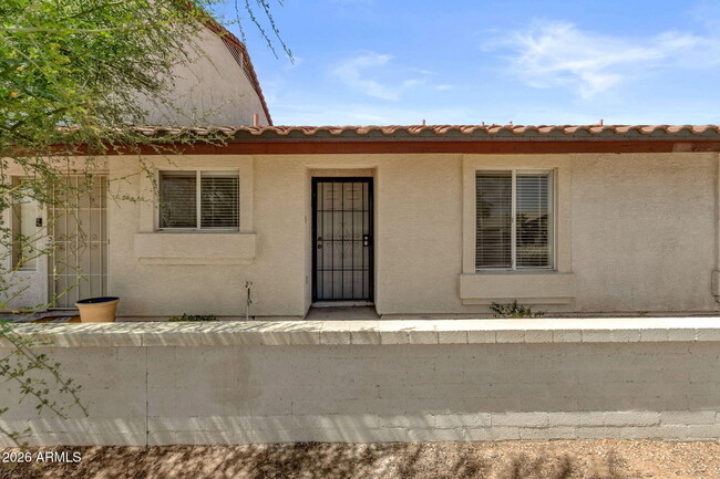 Building Photo - 6454 E University Dr