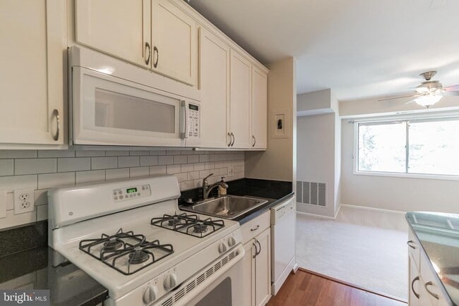 Foto del edificio - 212 Park Terrace Ct SE