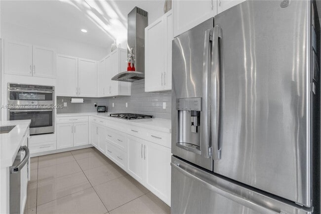 Foto del edificio - 10890 Shore St