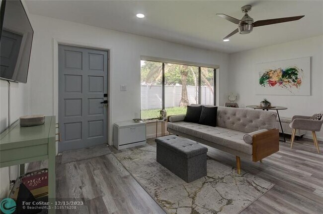 Foto del edificio - 2500 NE 16th Ave