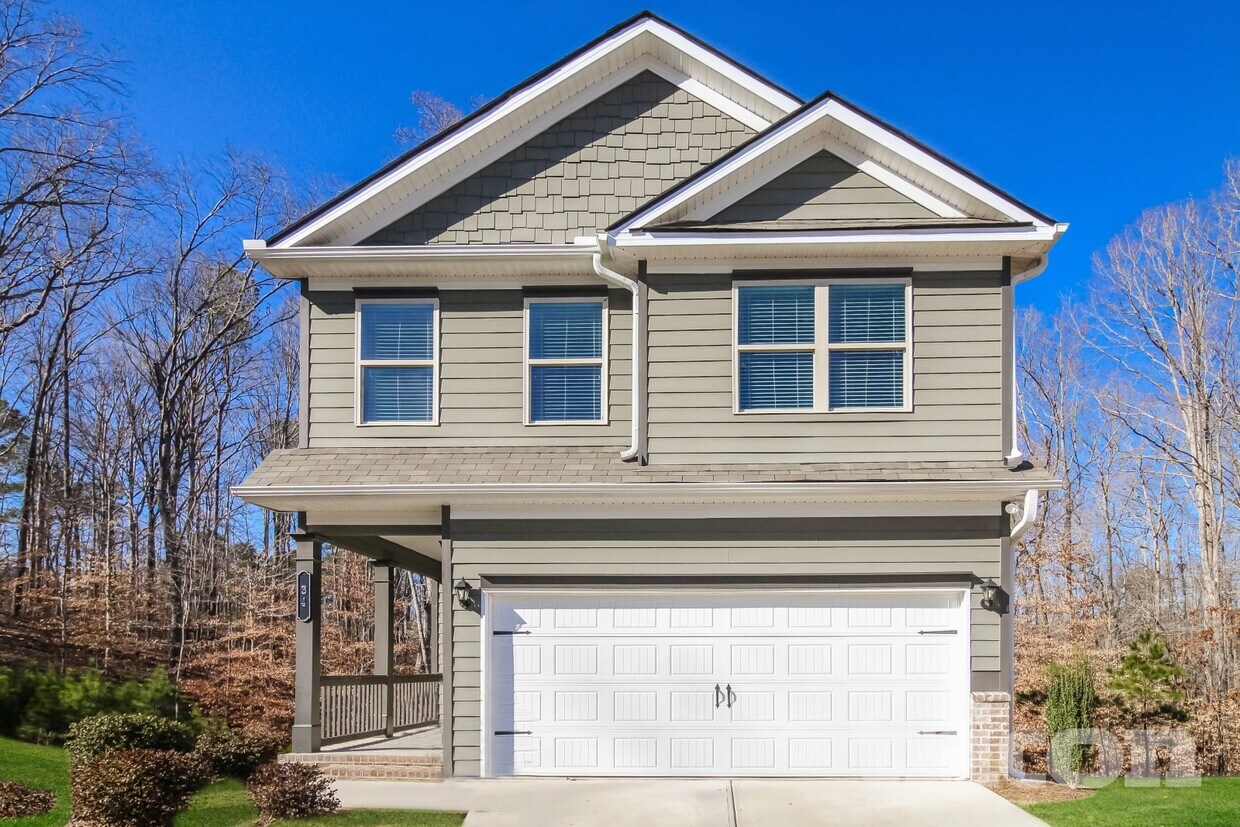 Primary Photo - 34 Ireland Pt