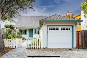 Building Photo - 1012 Munras Ave