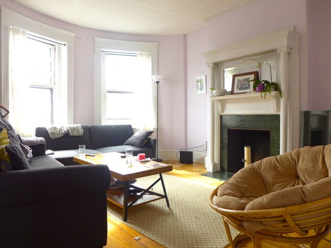 Building Photo - 22 Vernon St