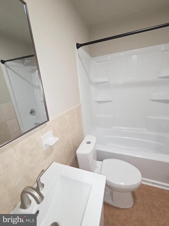 Foto principal - 1009 Red Lion Rd