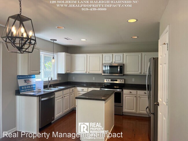 Building Photo - 3 br, 2.5 bath House - 128 Solheim lane