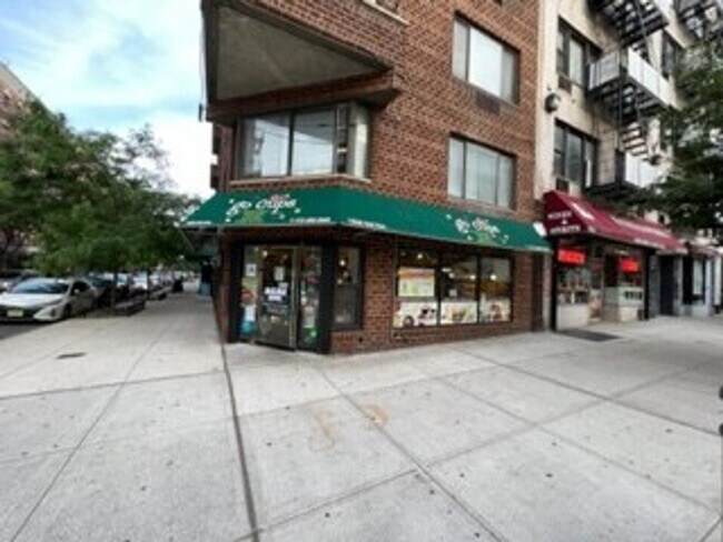 Foto del edificio - 315-317 East 95th Street-ID1032046P