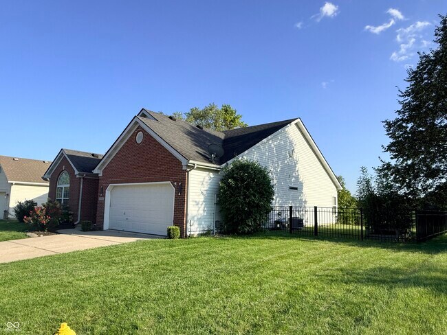 Foto del edificio - 13926 Forum Meadows Dr