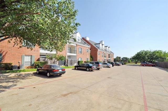 Building Photo - 3701 Cedarplaza Ln
