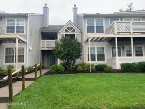 Building Photo - 462 Magnolia Ct