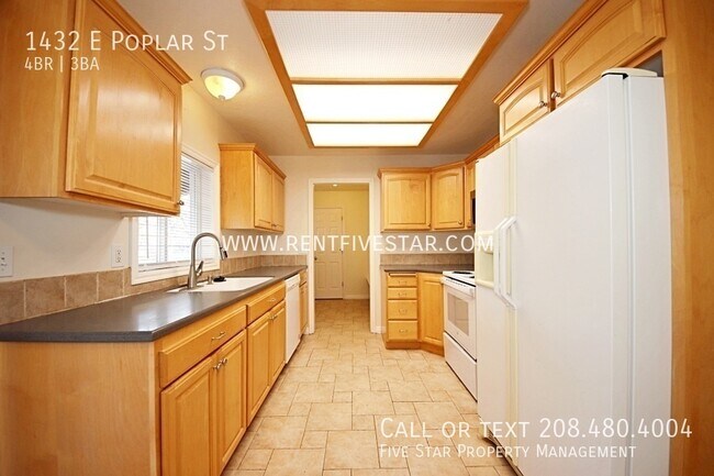 Foto del edificio - 1432 E Poplar St