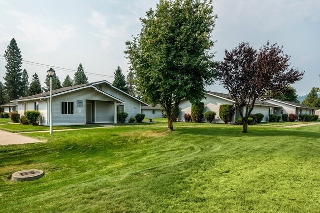 Building Photo - 7032 W Heritage St