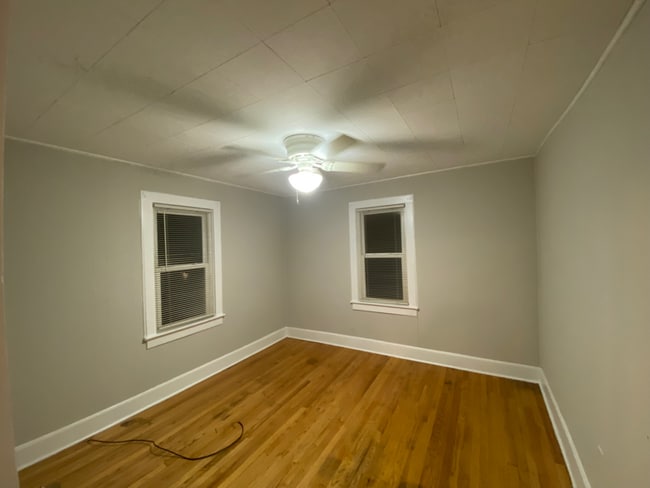 Building Photo - 740 Sunset Dr