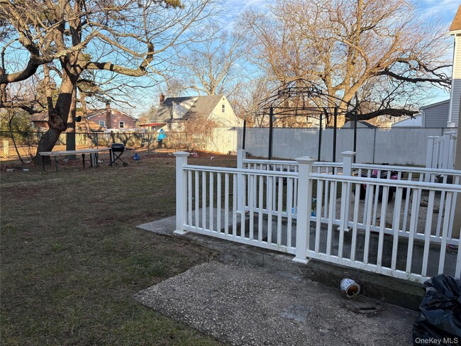 Building Photo - 475 Marconi Blvd