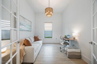 Building Photo - 9445 Caymas Ter