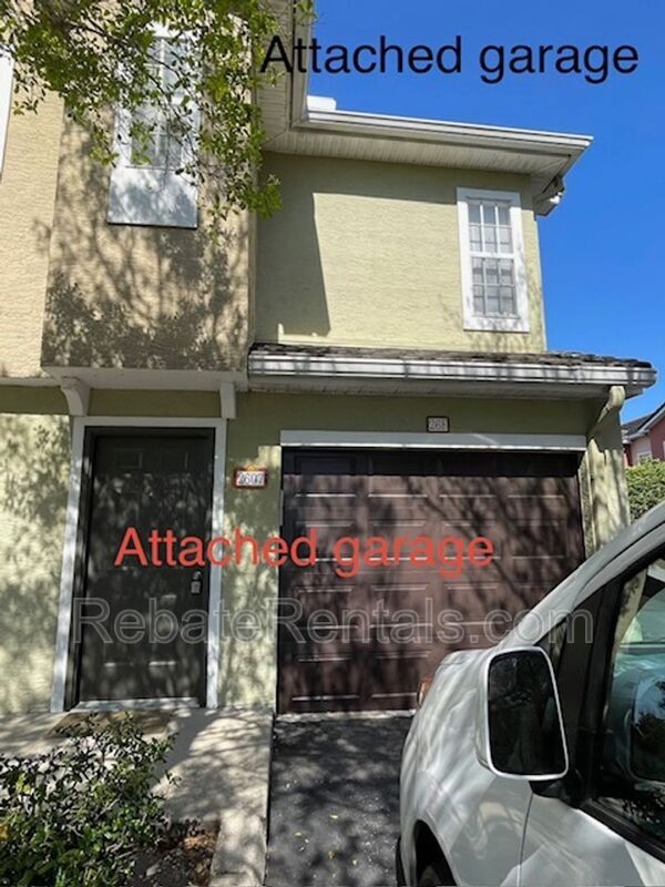 Foto del edificio - 10075 Gate Pkwy N
