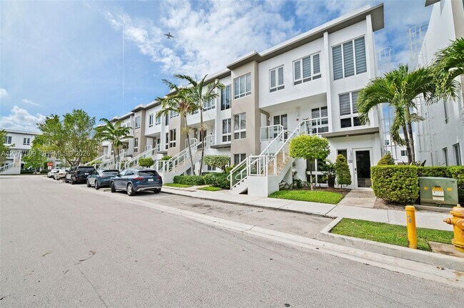 Foto del edificio - 10305 NW 63rd Terrace