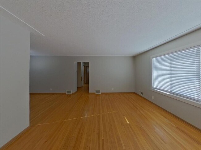 Foto del edificio - 2606 65th Ave N