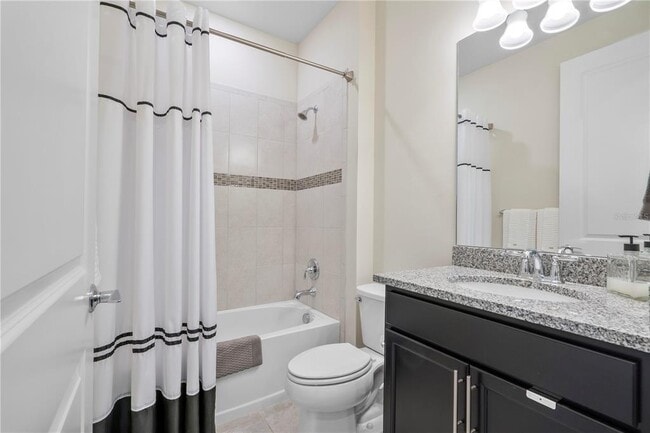 Building Photo - 42983 Wiregrass Ln