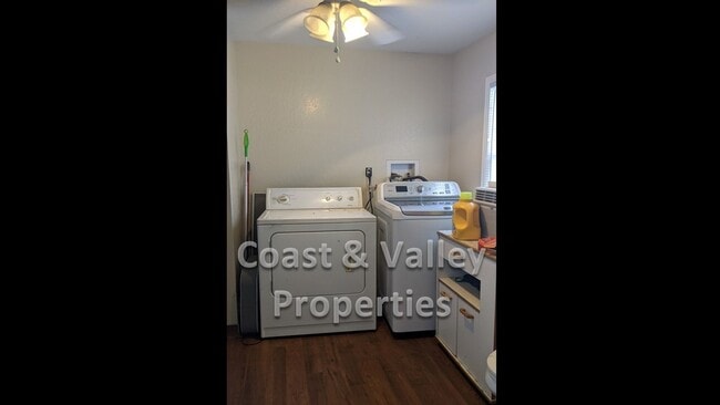 Foto del edificio - 10385 Reese Cir