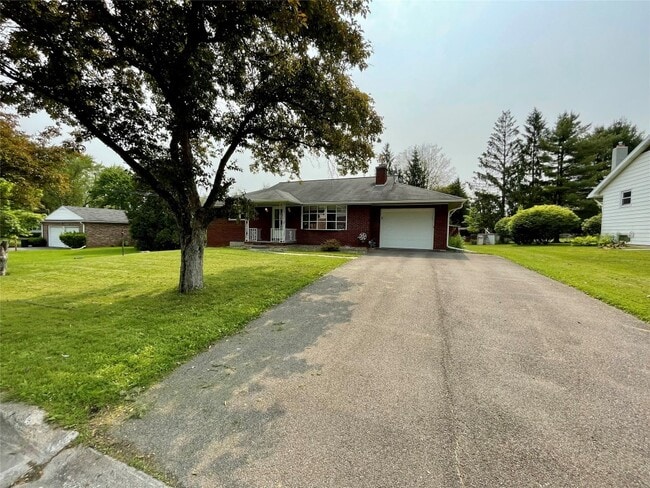 Building Photo - 1026 Southern Pines Dr