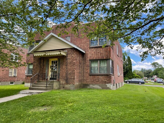 Building Photo - 845 New Scotland Ave