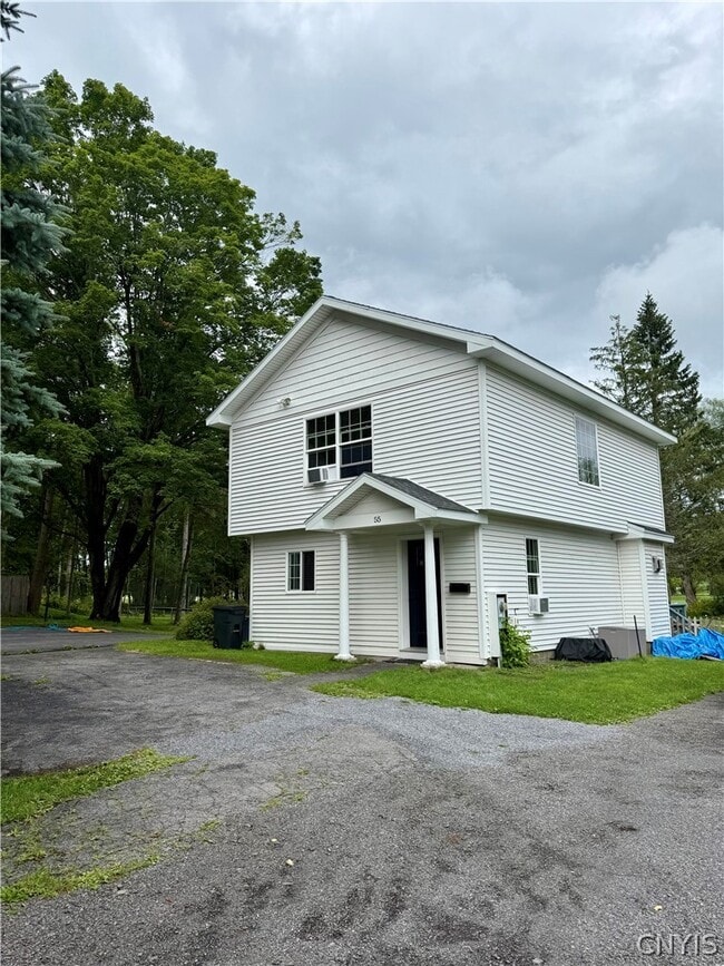 Building Photo - 55 University Ave