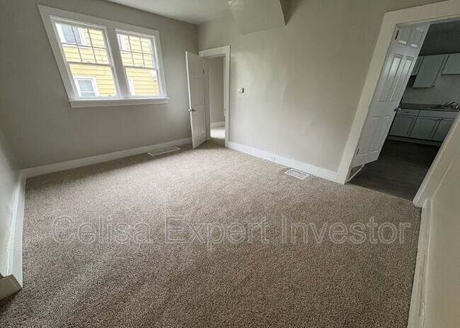 Foto del edificio - 710 3rd St