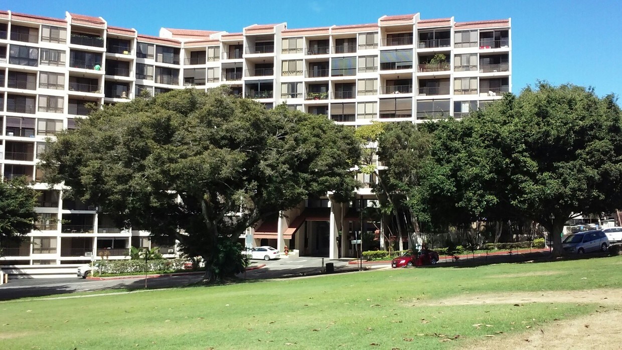 3138 Waialae Ave, Honolulu, HI 96816 Condo for Rent in Honolulu, HI