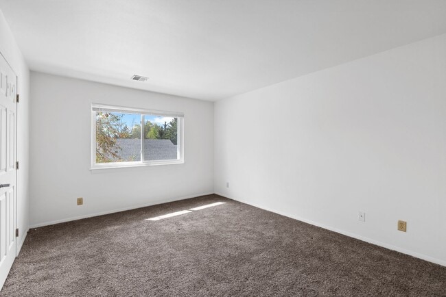 Building Photo - 14755 W Hidden Creek Ct
