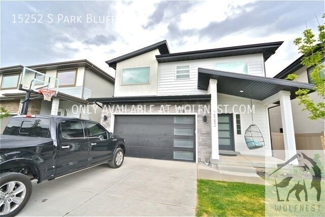 Foto del edificio - Luxurious 4 Bedroom Bluffdale Home! No Dep...
