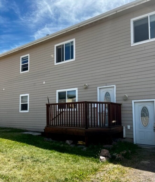 104 College St, Philipsburg, MT 59858 - Condo for Rent in Philipsburg ...