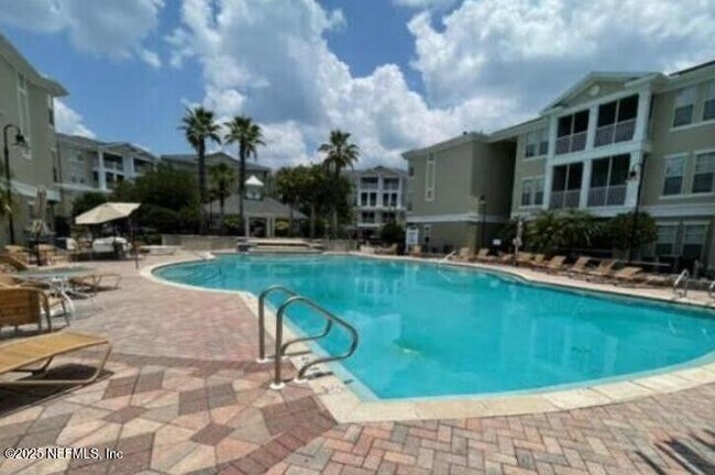 Foto del edificio - 5617 Bowden Rd
