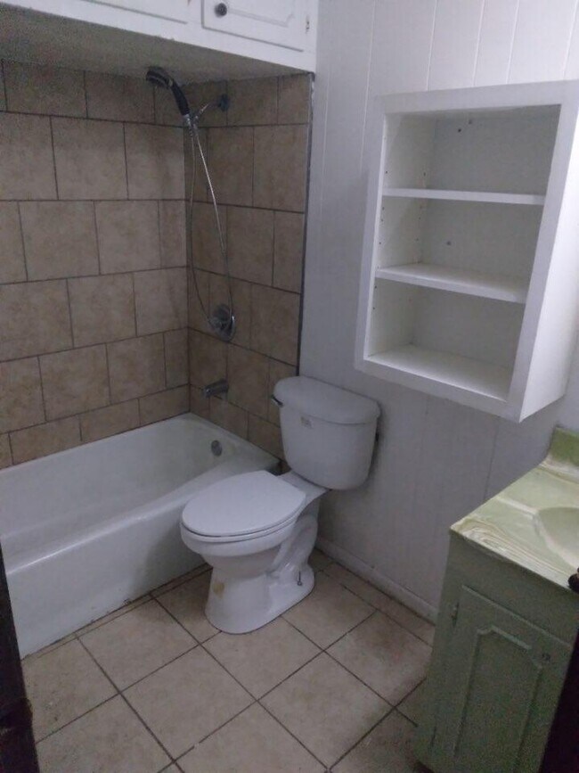 Foto del edificio - 2704 Houston St