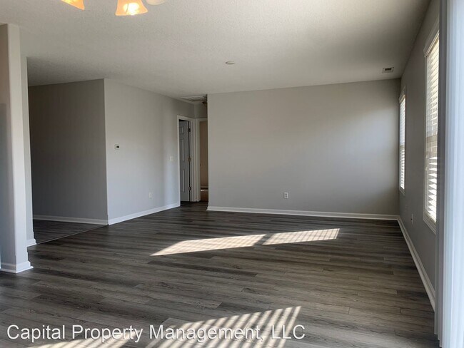 Building Photo - 3 br, 2 bath House - 3915 Nadina Cove