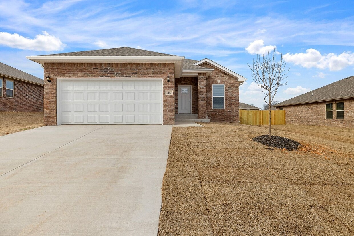 NEW 3 Bedroom Home In Highfill, Arkansas, House Rental in Gentry