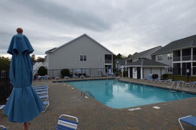 Building Photo - 155 W. Haven Dr. Unit 14C