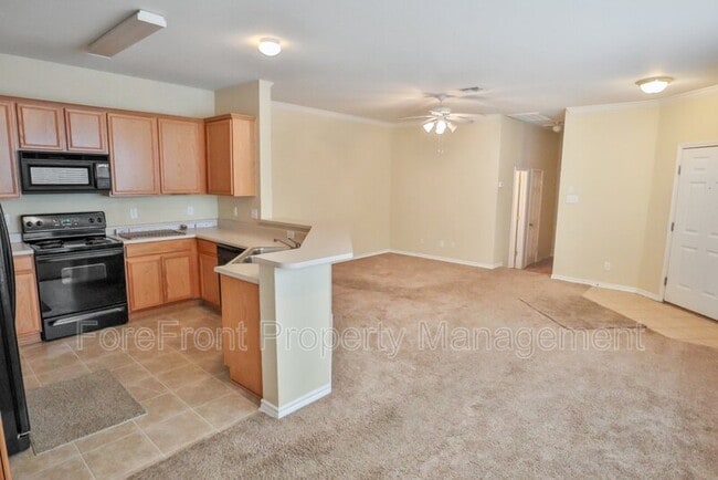 Building Photo - 7119 Tourant Rd