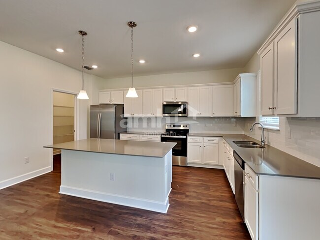 Foto del edificio - 1133 Walden Pond Dr