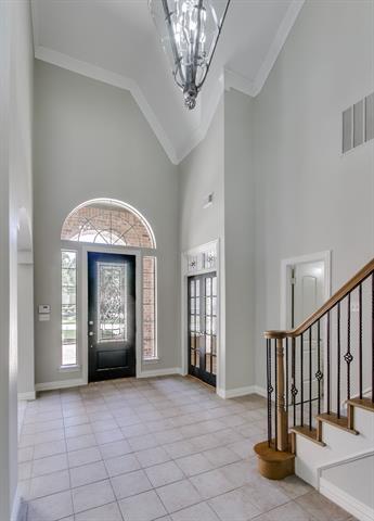 Building Photo - 3410 Wimbledon Dr