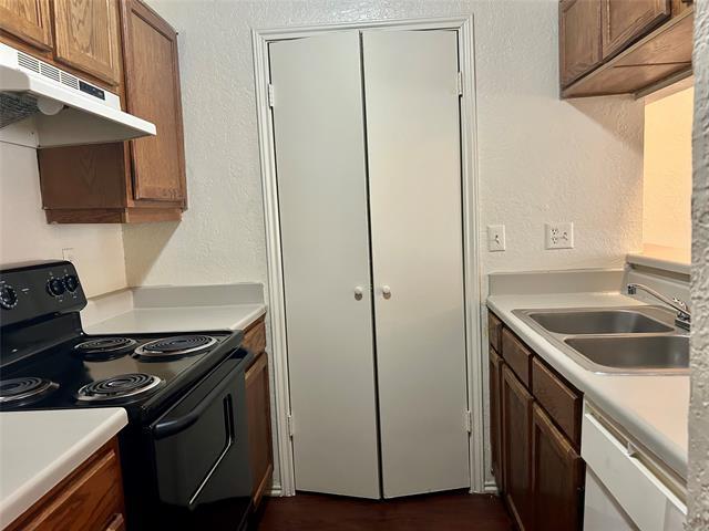 Foto del edificio - 409 Crestline Dr