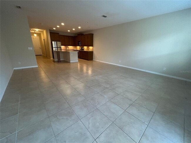 Building Photo - 11213 Grander Dr