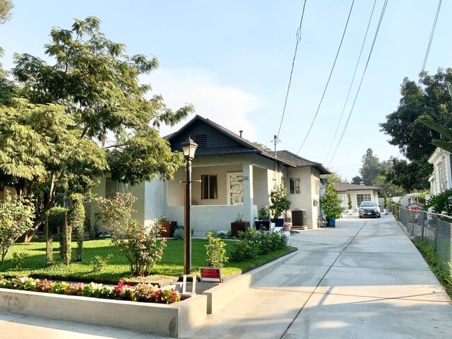 Building Photo - M Cypress