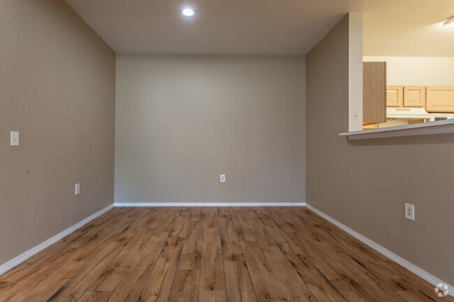 3 BR, 2 BA - 1207 SF - Pinnacle - The Ridge